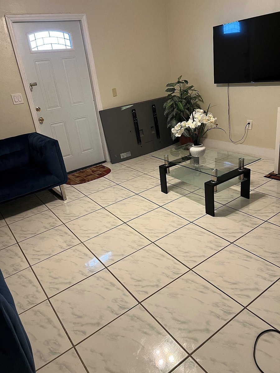 Furnished Finder property 808085_1 photo 3