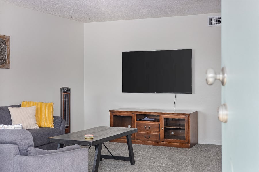 Furnished Finder property 808088_4 photo 3
