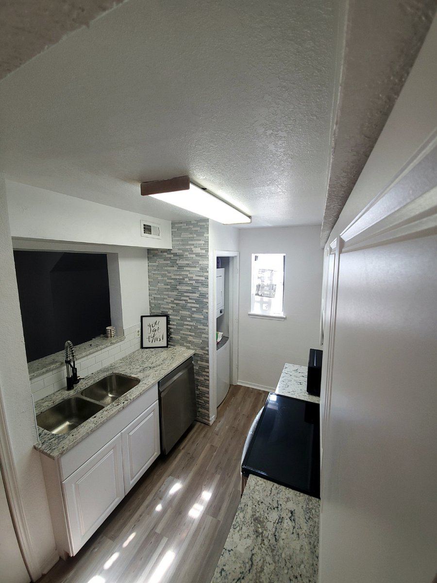 Furnished Finder property 808107_1 photo 2