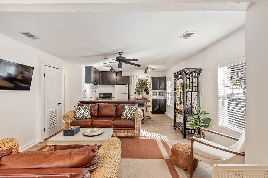 Furnished Finder property 808128_1 photo 3