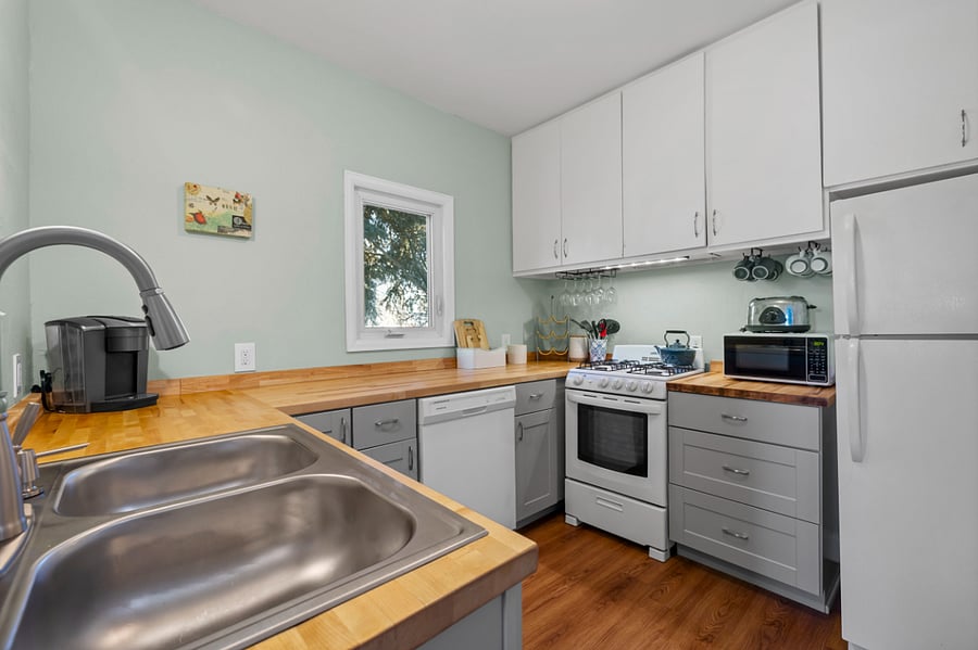Furnished Finder property 808131_1 photo 12
