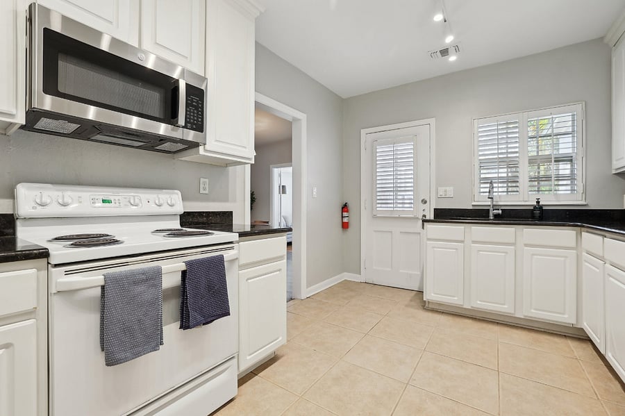 Furnished Finder property 808147_1 photo 6