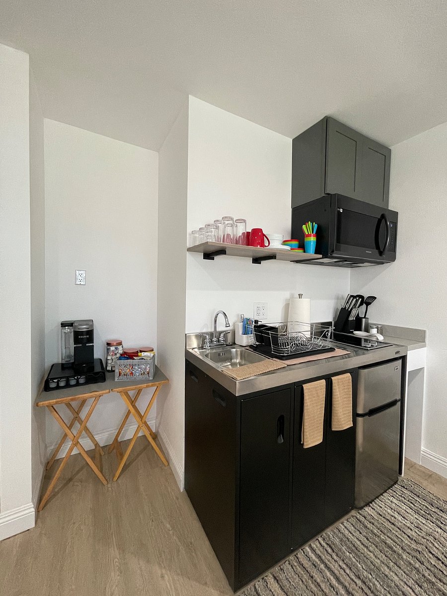 Furnished Finder property 808168_1 photo 3