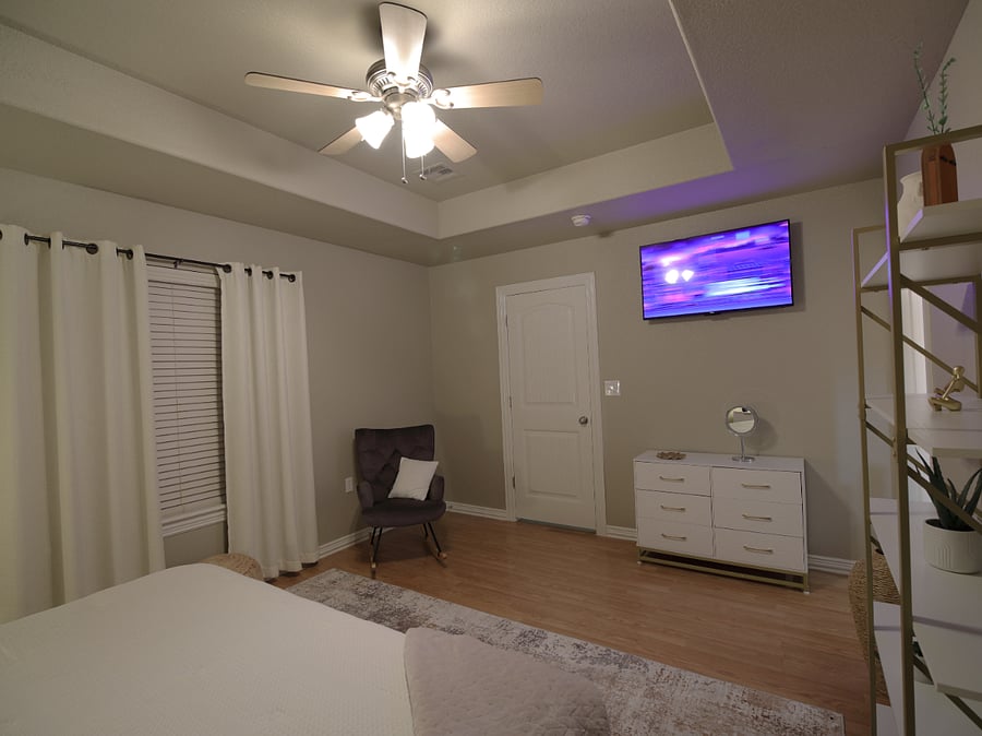 Furnished Finder property 808173_1 photo 11