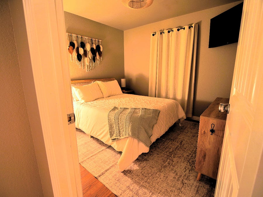 Furnished Finder property 808173_1 photo 20