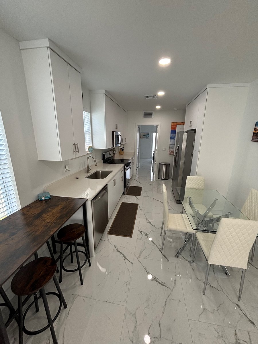 Furnished Finder property 808184_1 photo 3