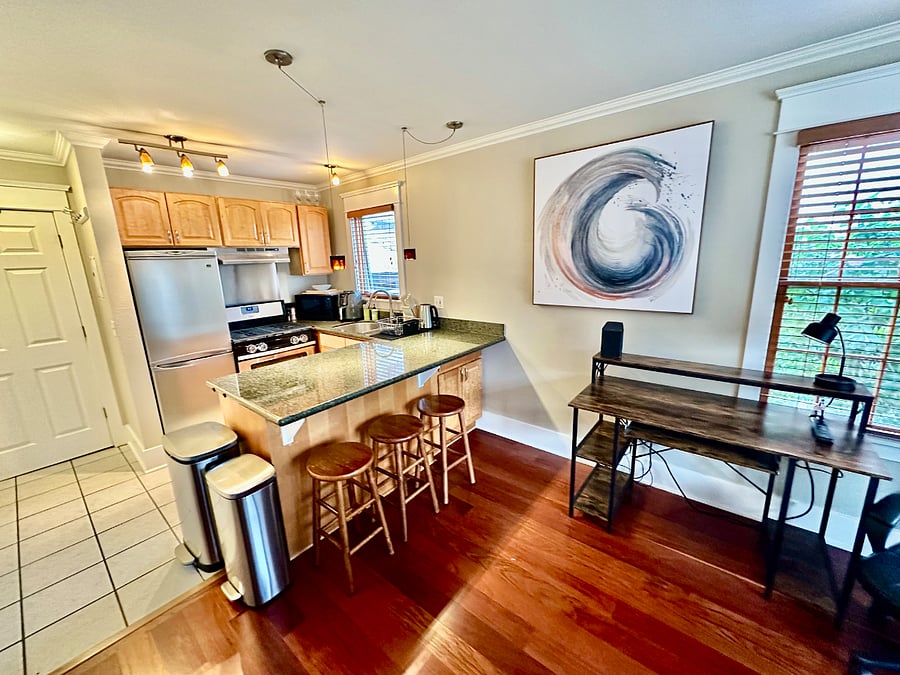 Furnished Finder property 808211_1 photo 3