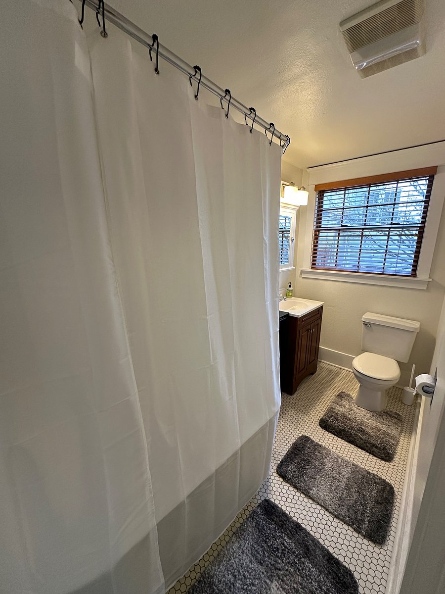 Furnished Finder property 808211_1 photo 16