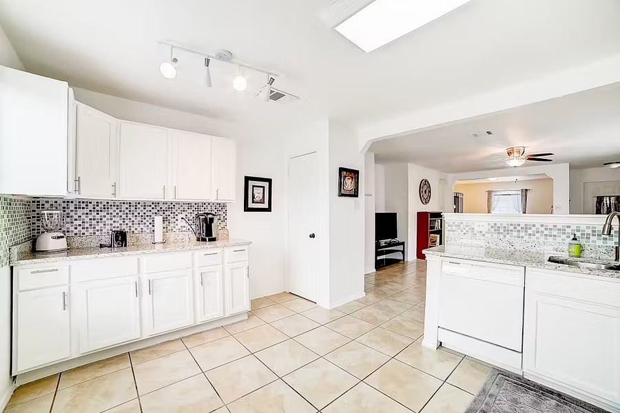 Furnished Finder property 808242_1 photo 8