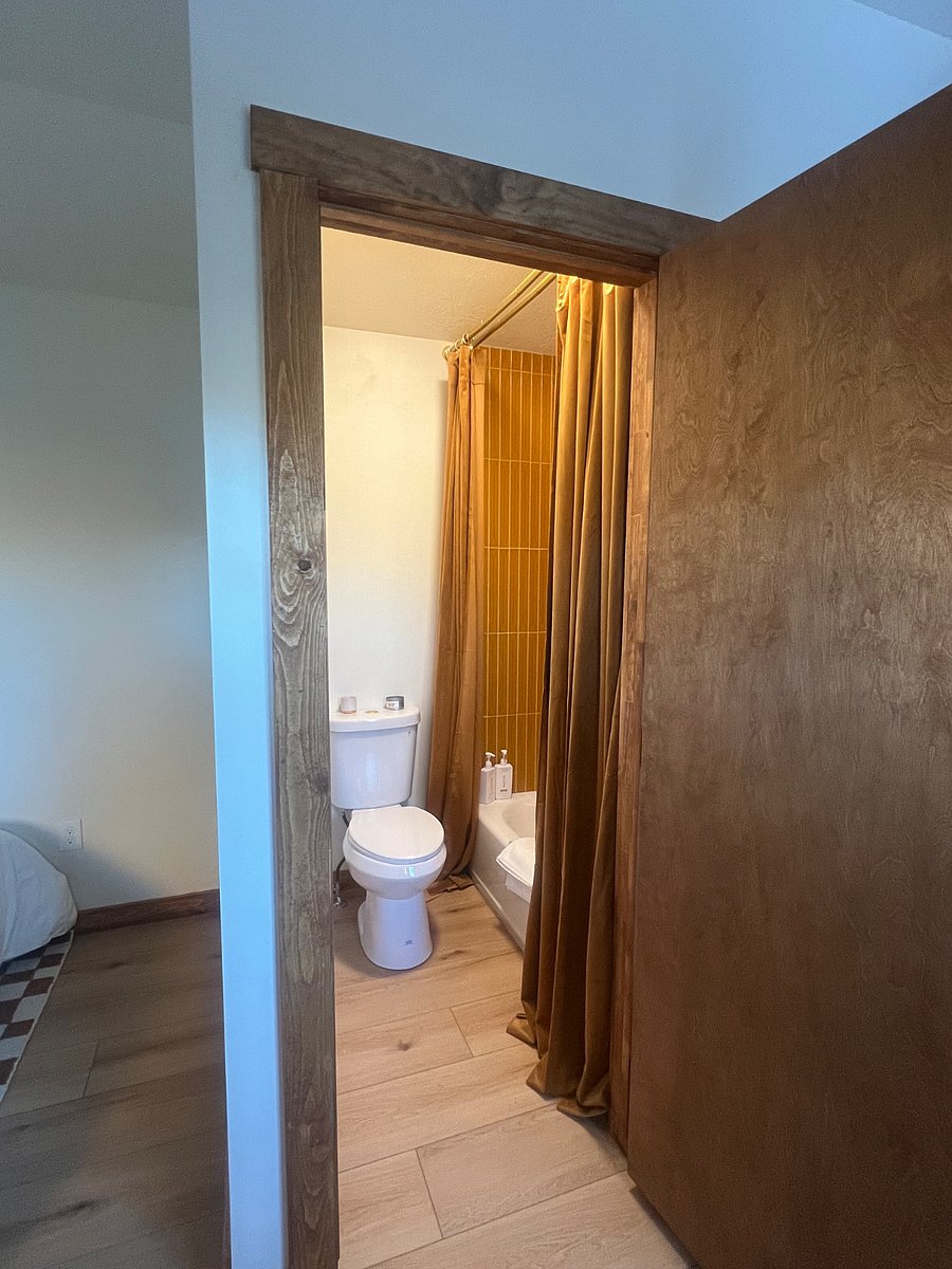 Furnished Finder property 808345_1 photo 3