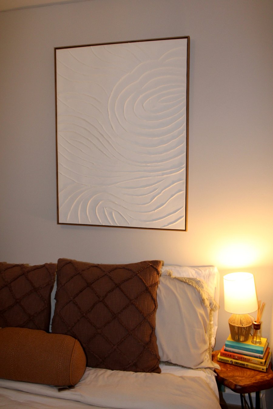 2nd bedroom with queen bed
