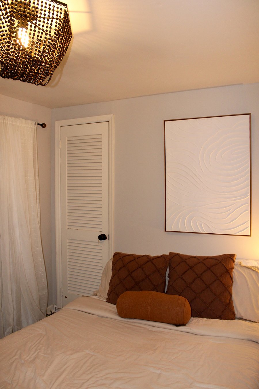 Closet in room