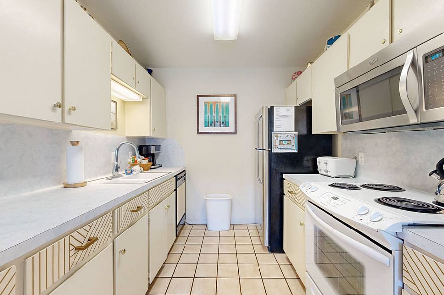 Simple, clean lines line the kitchen
