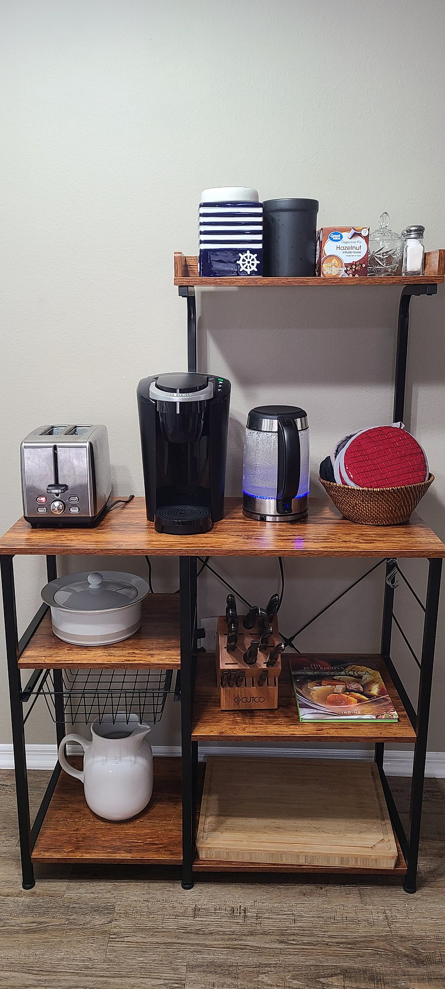 Coffee/Tea Bar