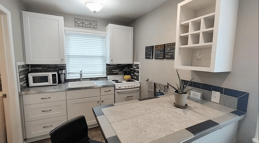 Furnished Finder property 808516_1 photo 4