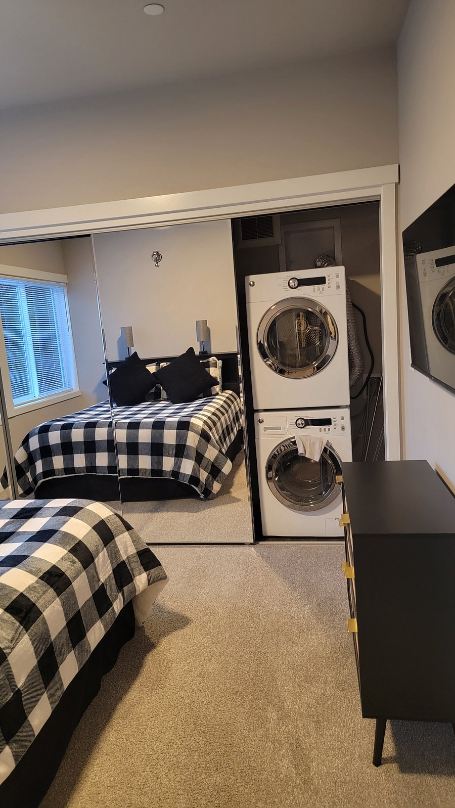 Furnished Finder property 808523_1 photo 11