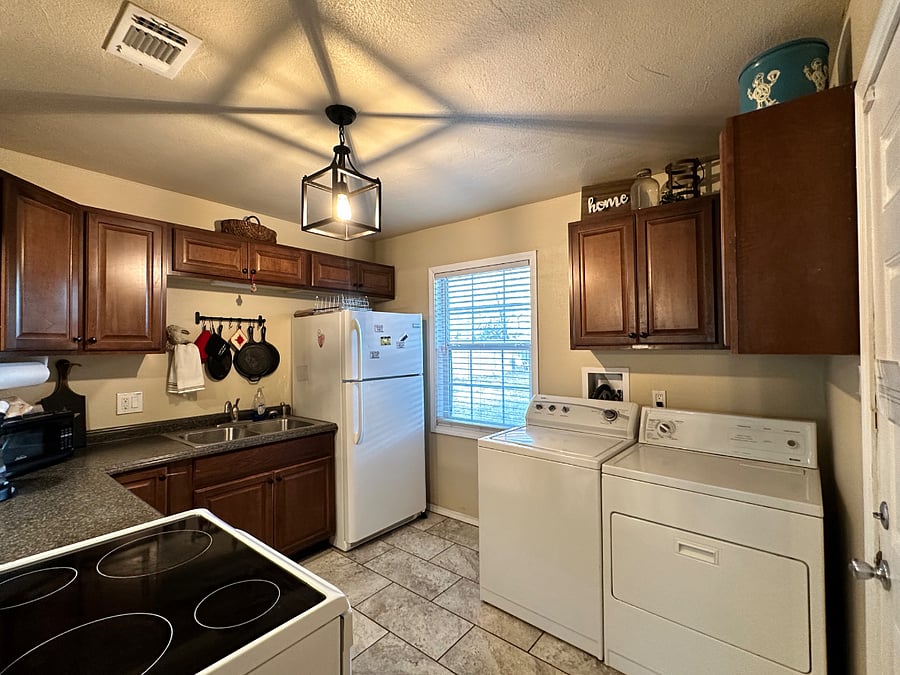 Furnished Finder property 808539_1 photo 3