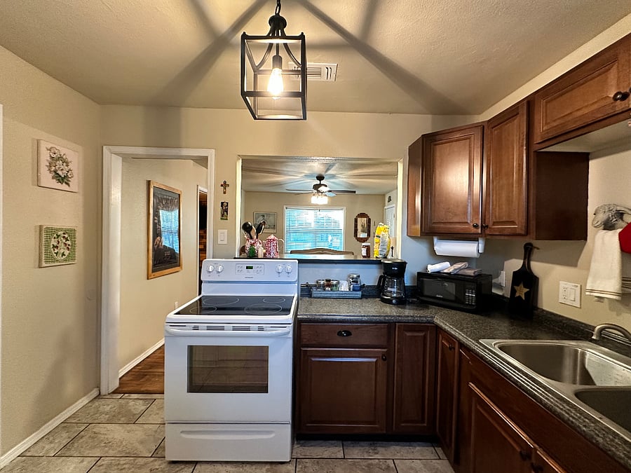 Furnished Finder property 808539_1 photo 4