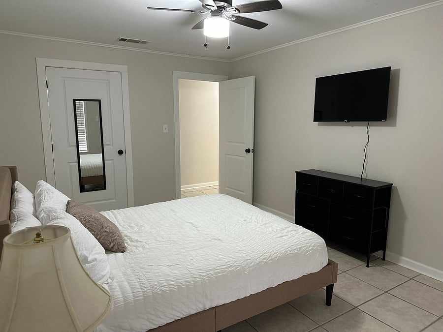 Furnished Finder property 808567_1 photo 9