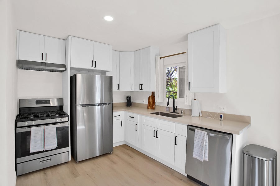 Furnished Finder property 808570_1 photo 3