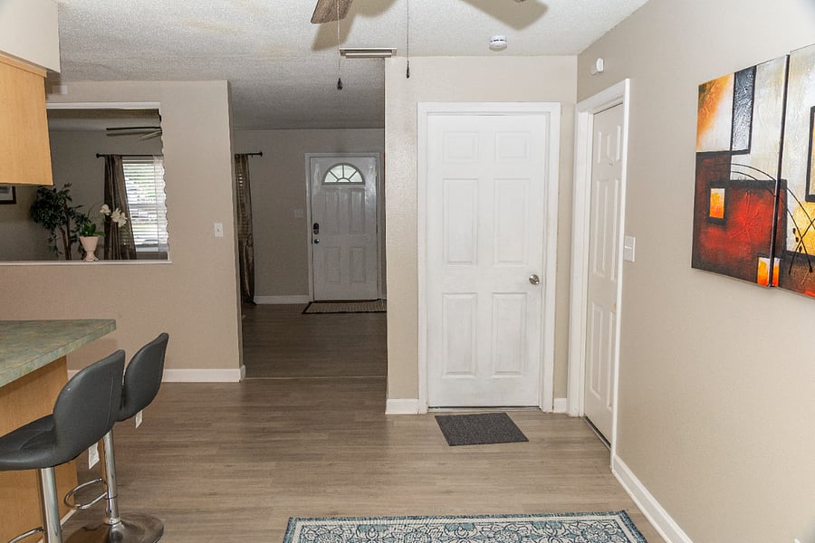 Furnished Finder property 808618_1 photo 7