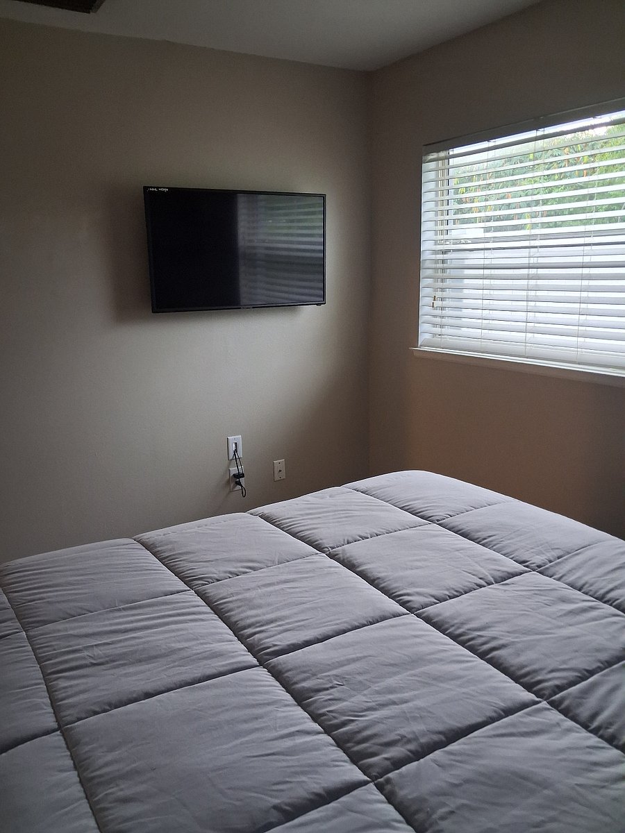 Furnished Finder property 808618_1 photo 17