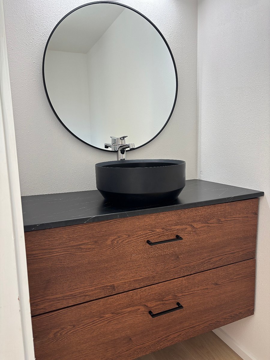 Half Bathroom, Downstairs