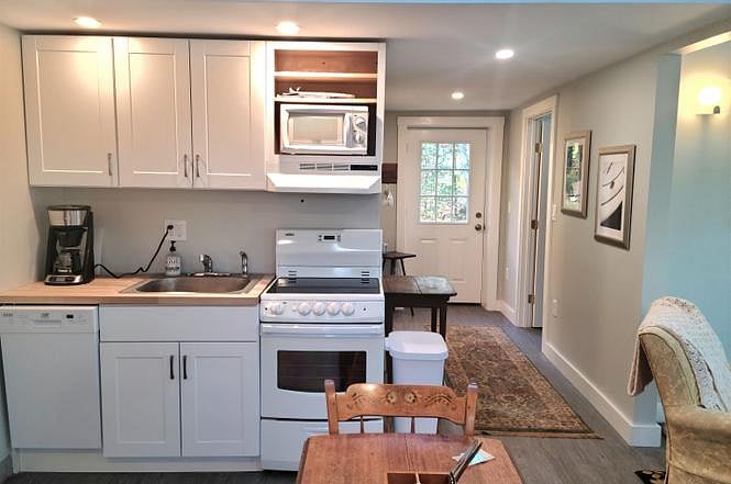 Furnished Finder property 808690_1 photo 3