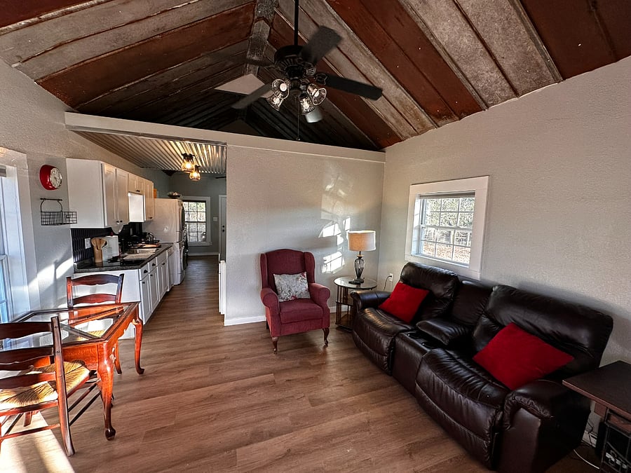 Furnished Finder property 808701_1 photo 5