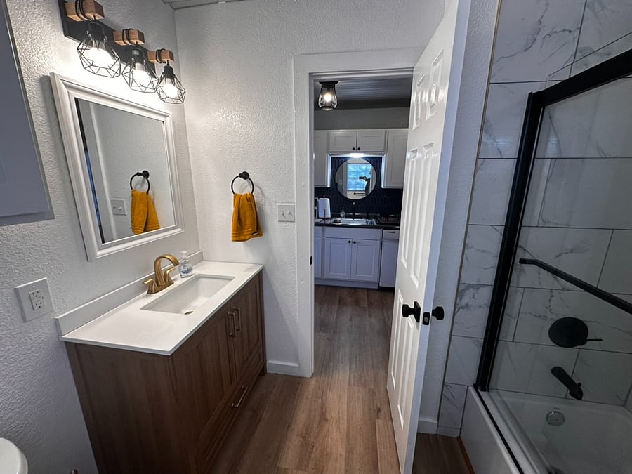 Furnished Finder property 808701_1 photo 17