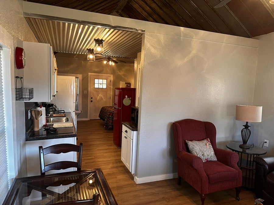 Furnished Finder property 808701_1 photo 10