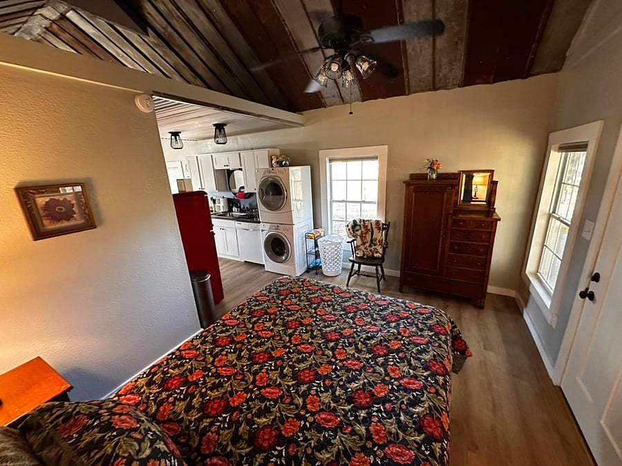 Furnished Finder property 808701_1 photo 21