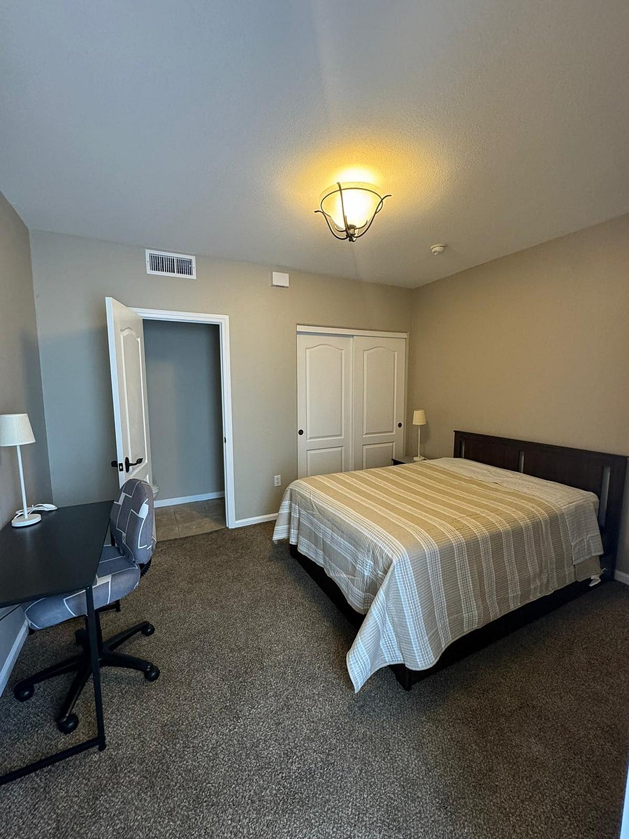 Furnished Finder property 808715_1 photo 4