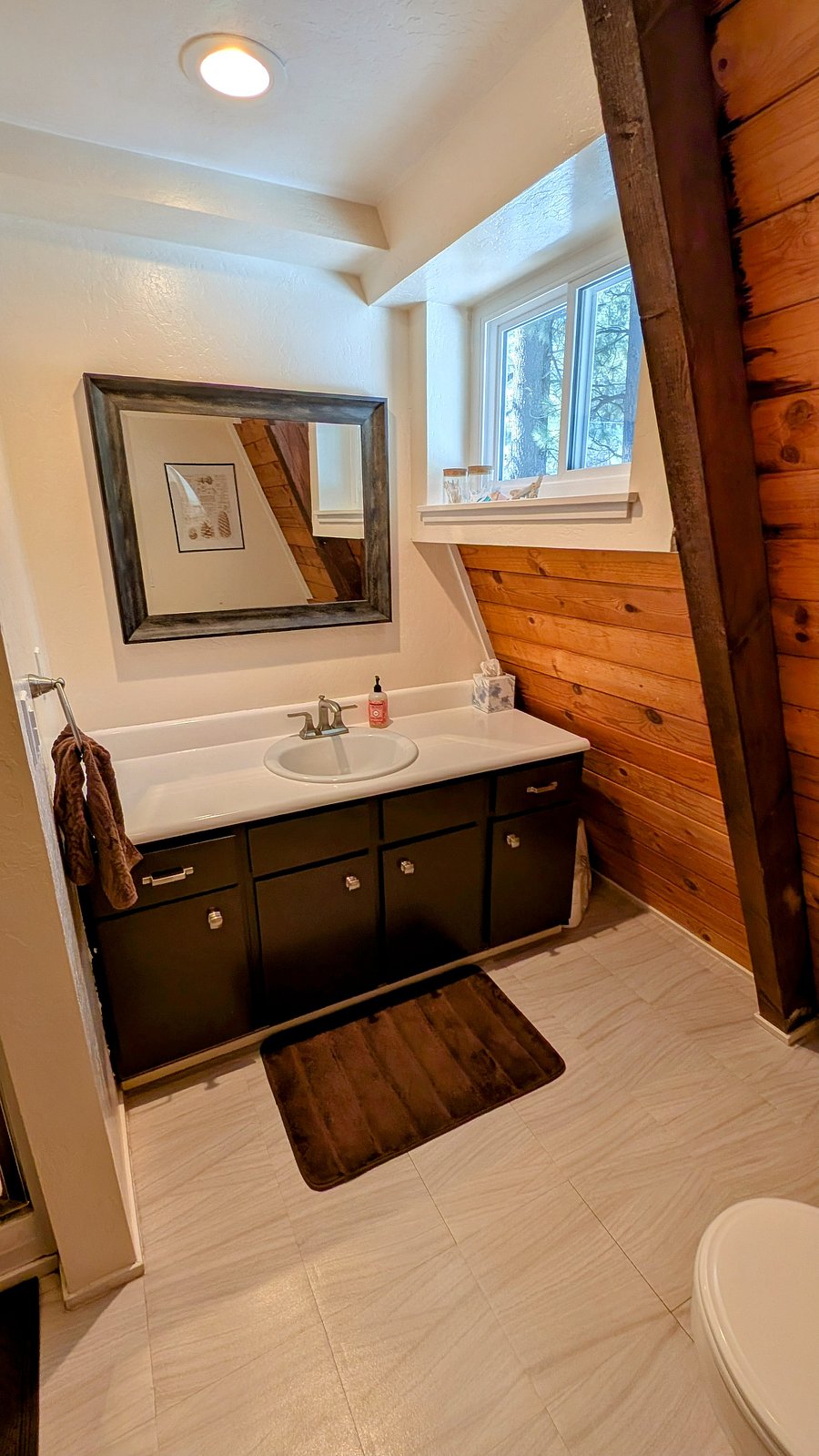 Upstairs bathroom.