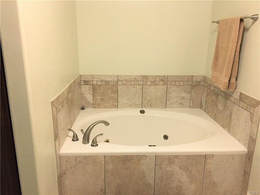 Furnished Finder property 808934_1 photo 12