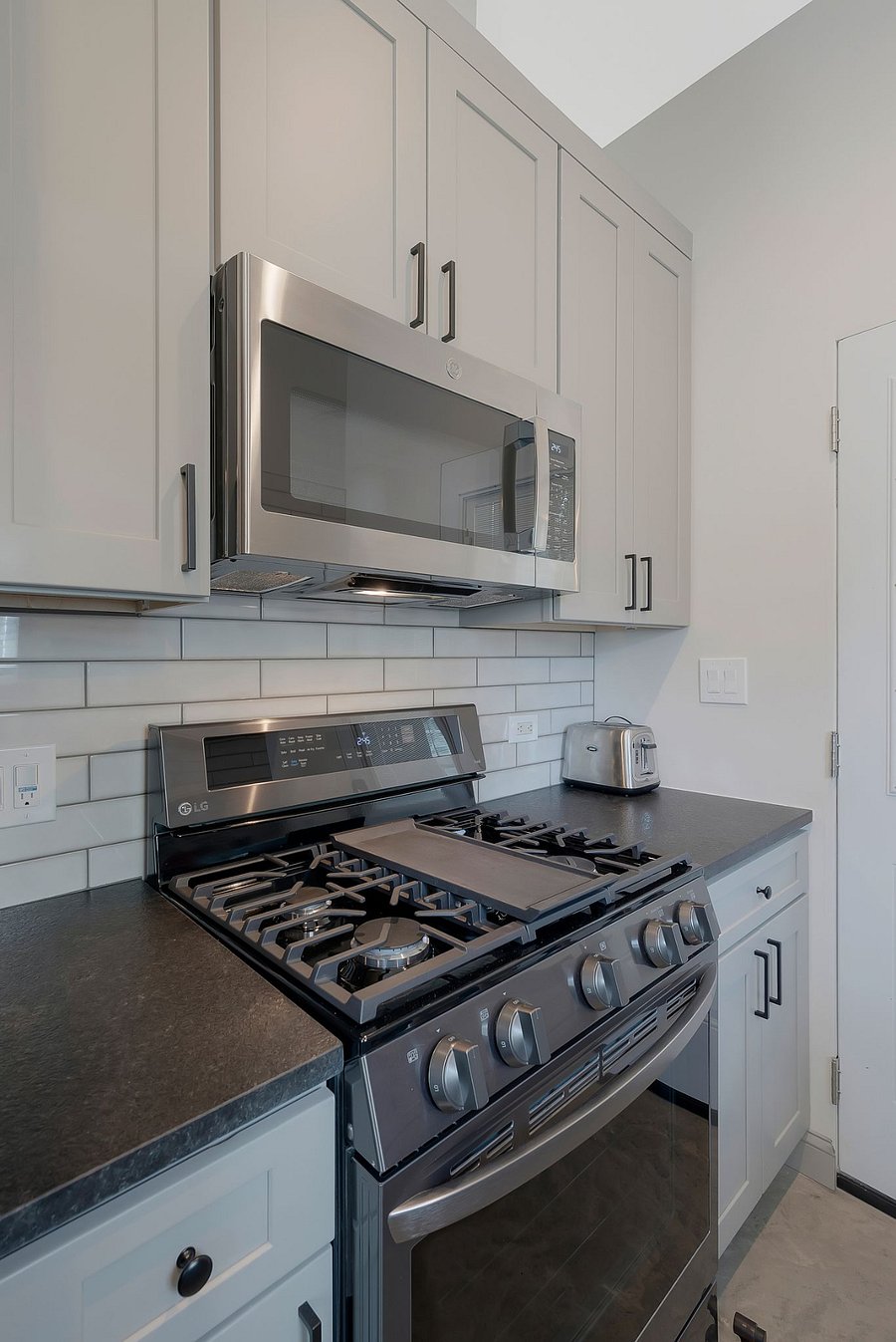 Furnished Finder property 808940_1 photo 8
