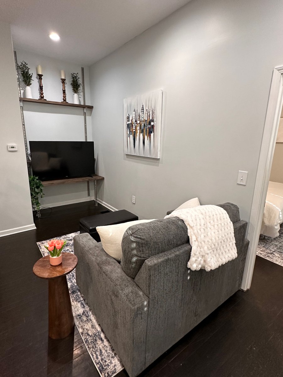 Furnished Finder property 808957_1 photo 5