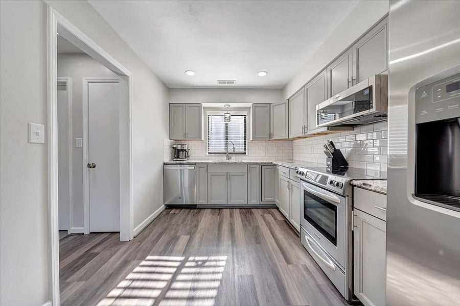 Furnished Finder property 808975_1 photo 5