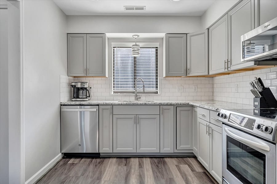 Furnished Finder property 808975_1 photo 6