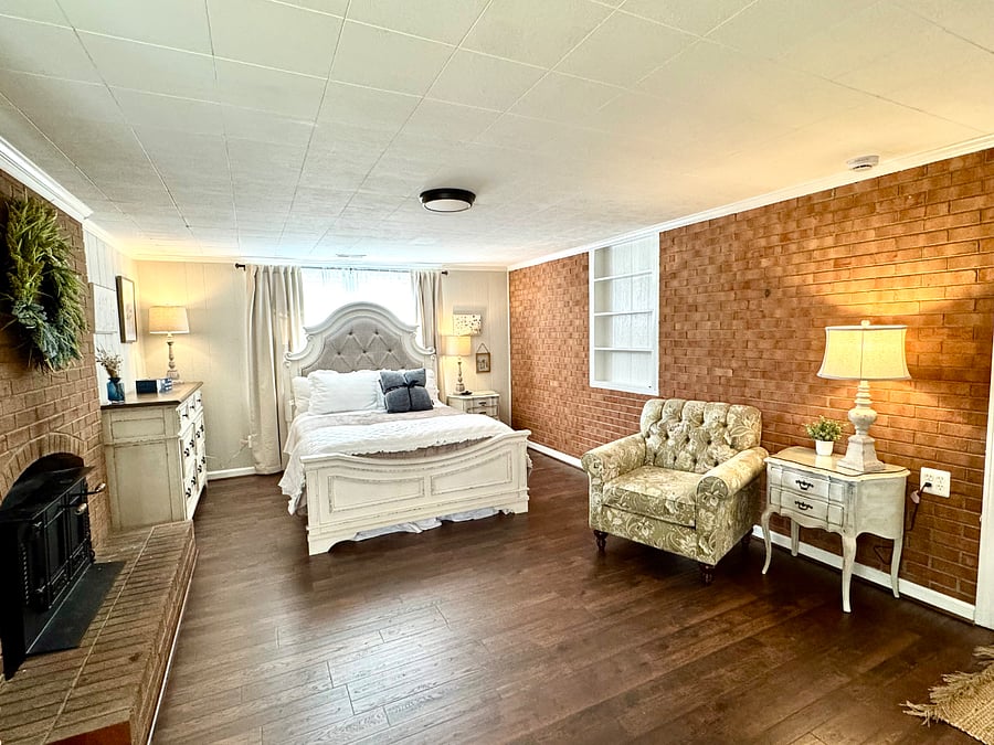 Main bedroom