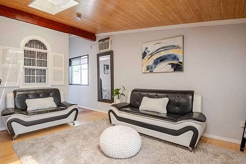 Furnished Finder property 808993_1 photo 13