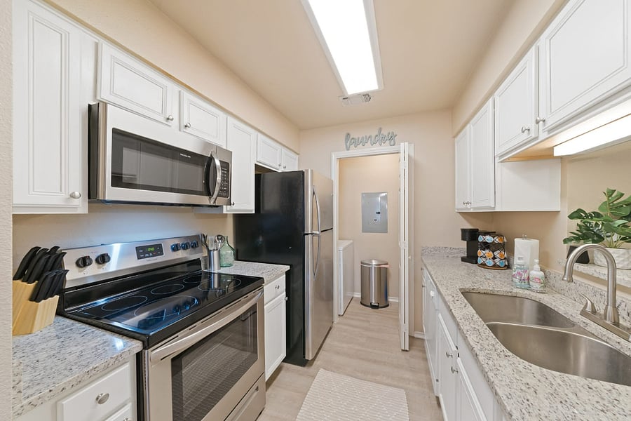 Furnished Finder property 809089_1 photo 4