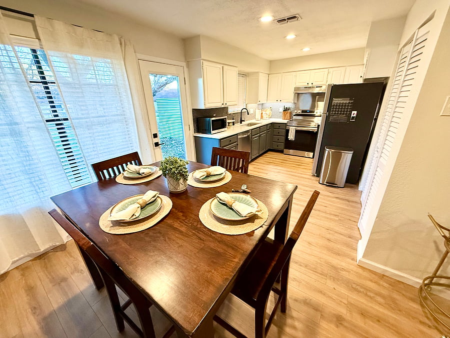Furnished Finder property 809108_1 photo 10
