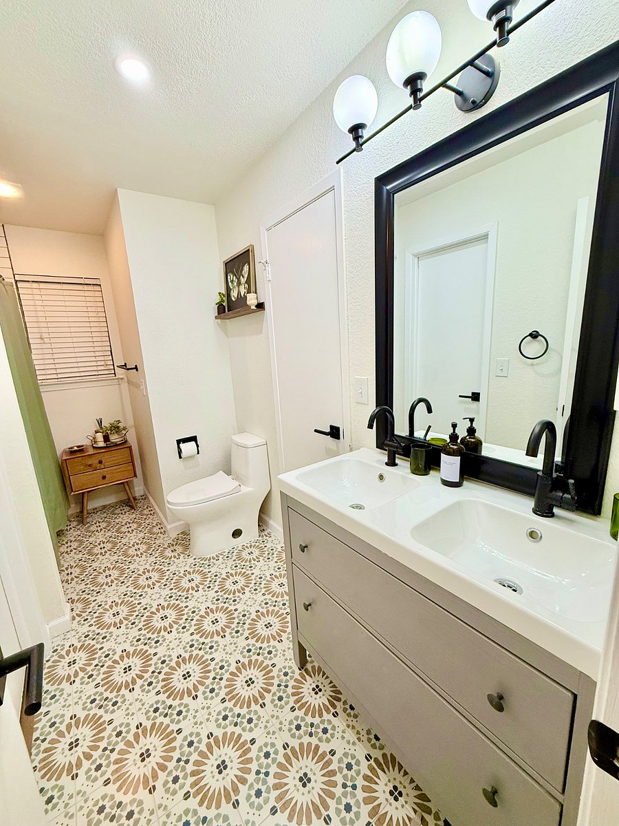 Furnished Finder property 809108_1 photo 18