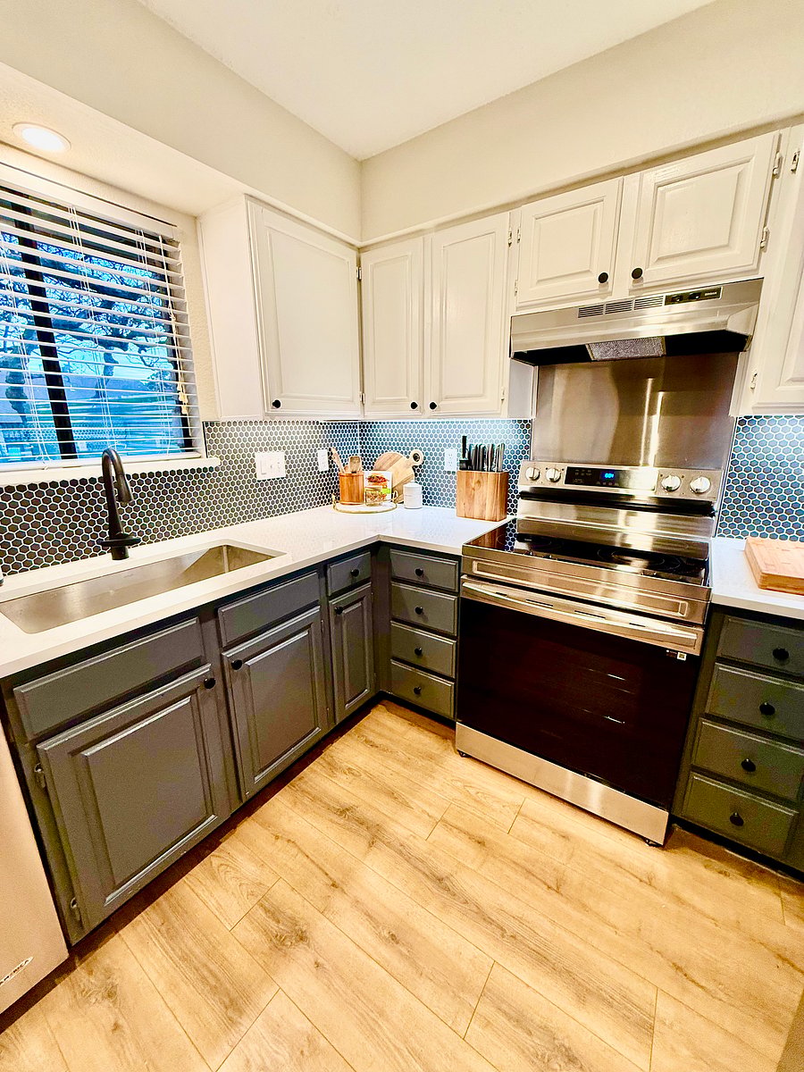 Furnished Finder property 809108_1 photo 4