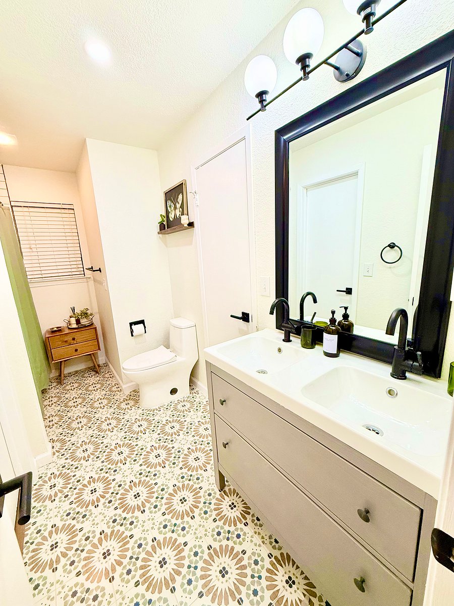Furnished Finder property 809108_1 photo 8