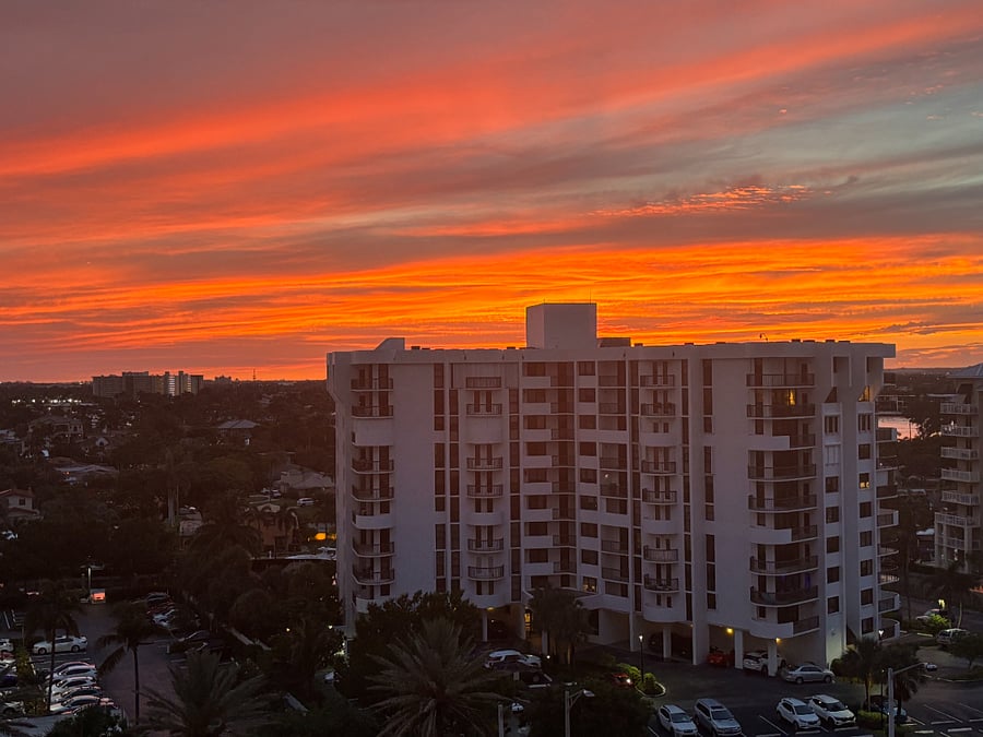 w balcony view