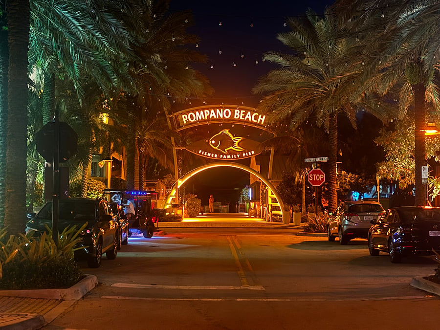 1 mile walk to fishing pier, restaurants, shopping entertainment