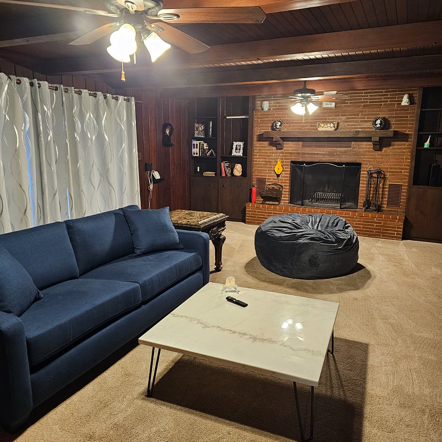 Den