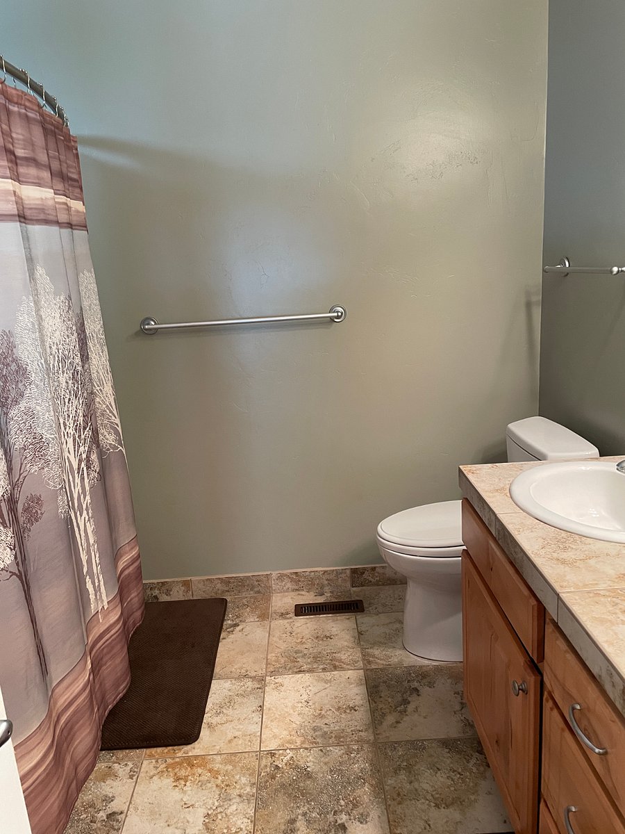 Ensuite Bathroom in Primary Bedroom